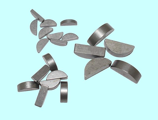 Шпонка сегментная 1,5х 2,6х 7мм нормальная форма, ГОСТ 24071-97