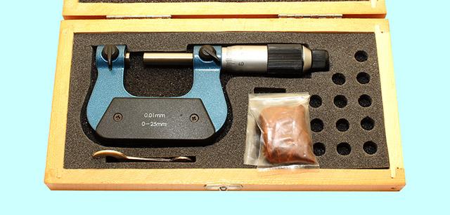 Микрометр Резьбовой со вставками МВМ- 25, 0-25 мм (MICRON)