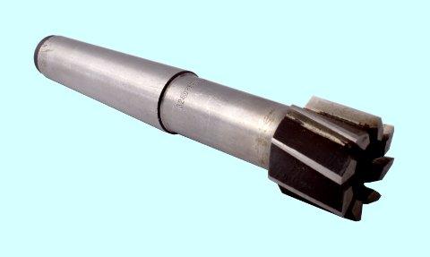 Развертка d 32,0 №2 к/х машинная Z=8 КМ3 чистовая с винт. кан. без лапки (поле допуска:+0.045/+0.033)